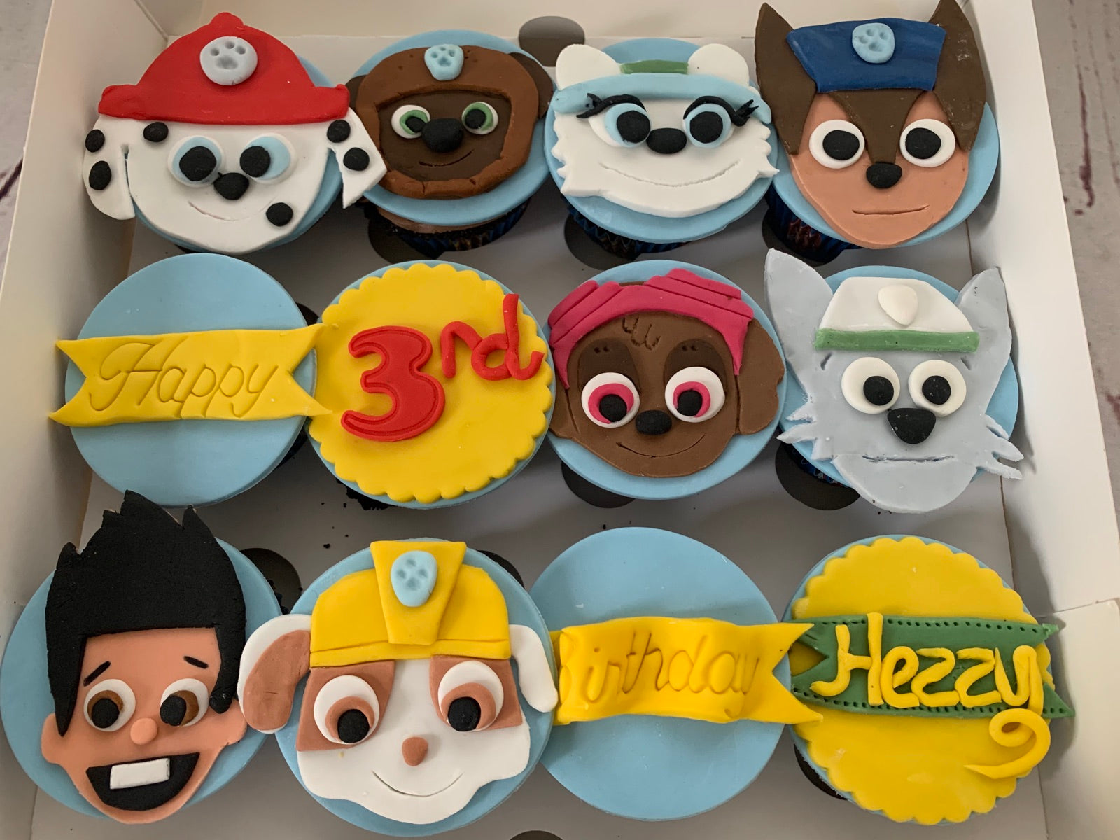 Birthday cake design from the Dimple Boy Cupcakes gallery