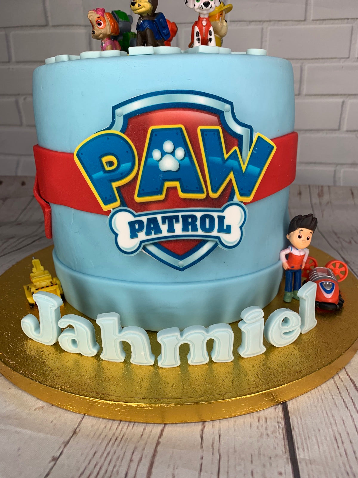Corporate cupcake and branded bake example