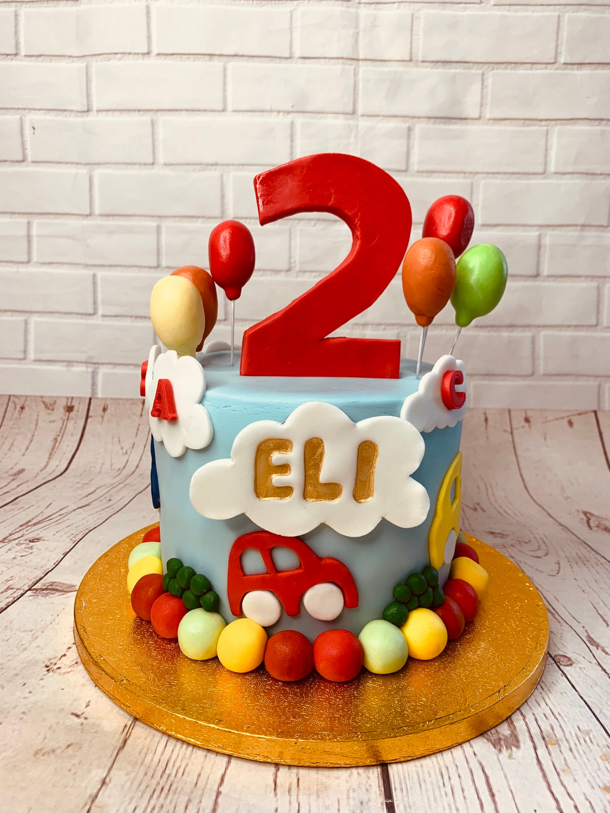 Birthday cake design from the Dimple Boy Cupcakes gallery