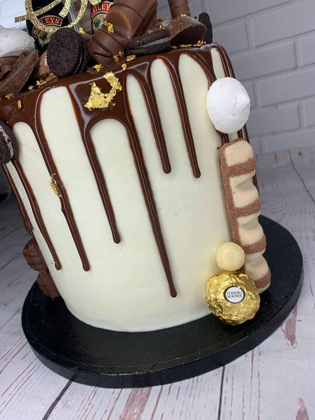 Wedding and event cake inspiration by Dimple Boy Cupcakes
