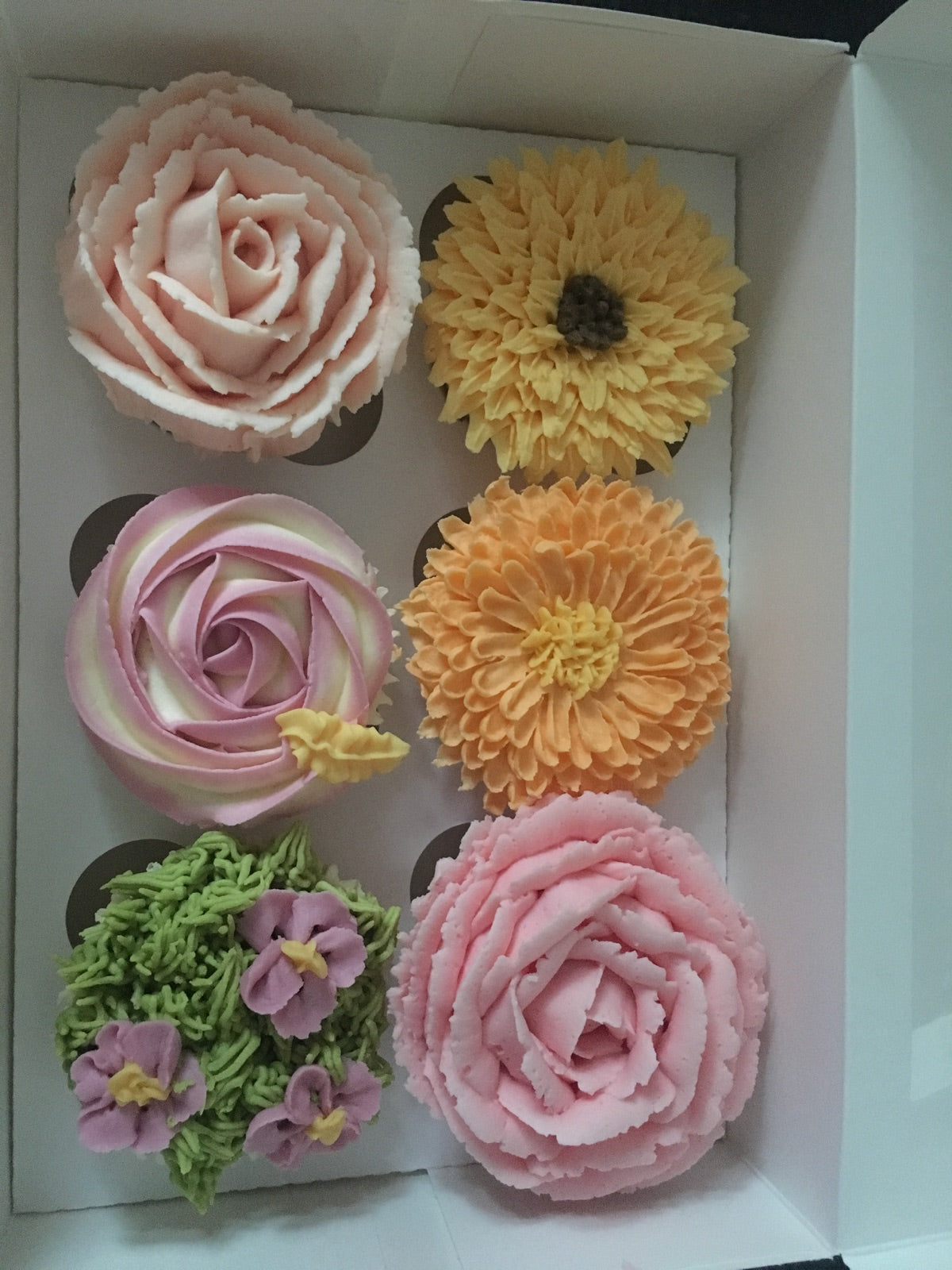 Birthday cake design from the Dimple Boy Cupcakes gallery