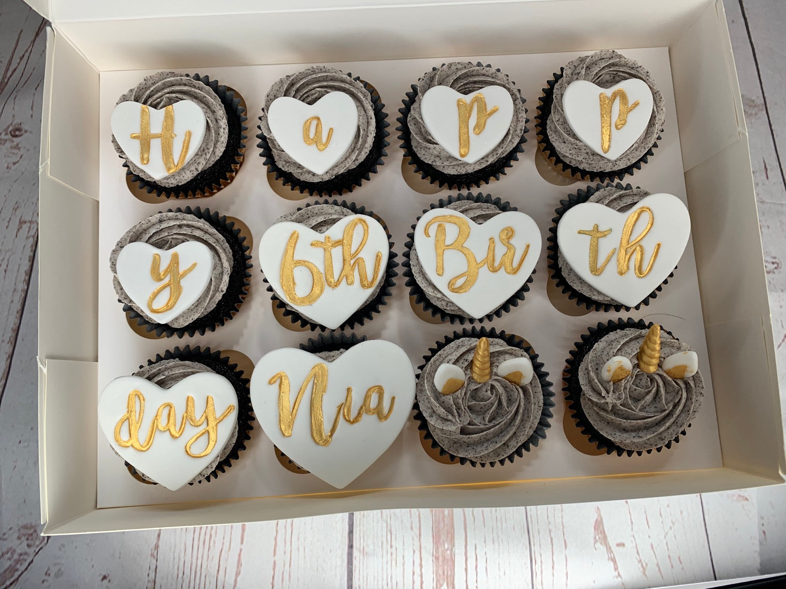Bespoke cake and cupcake portfolio example