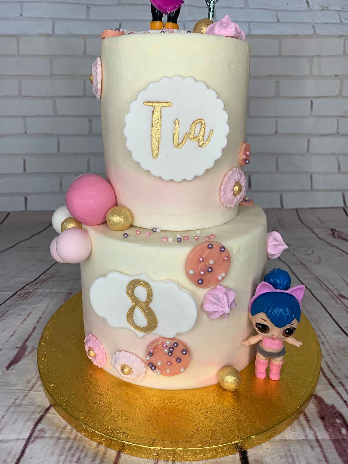 Wedding and event cake inspiration by Dimple Boy Cupcakes