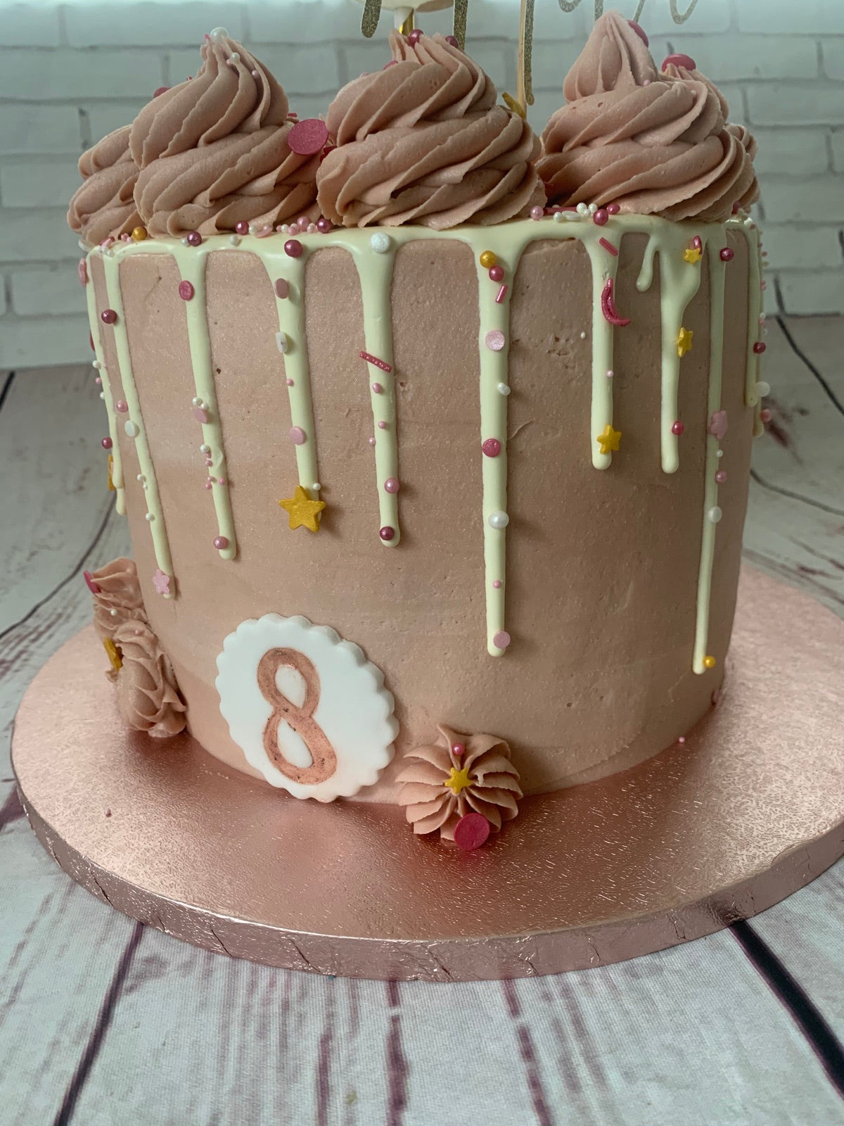 Birthday cake design from the Dimple Boy Cupcakes gallery