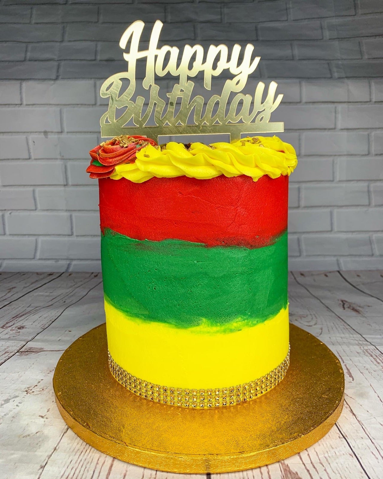 Decorated cupcake box by Dimple Boy Cupcakes