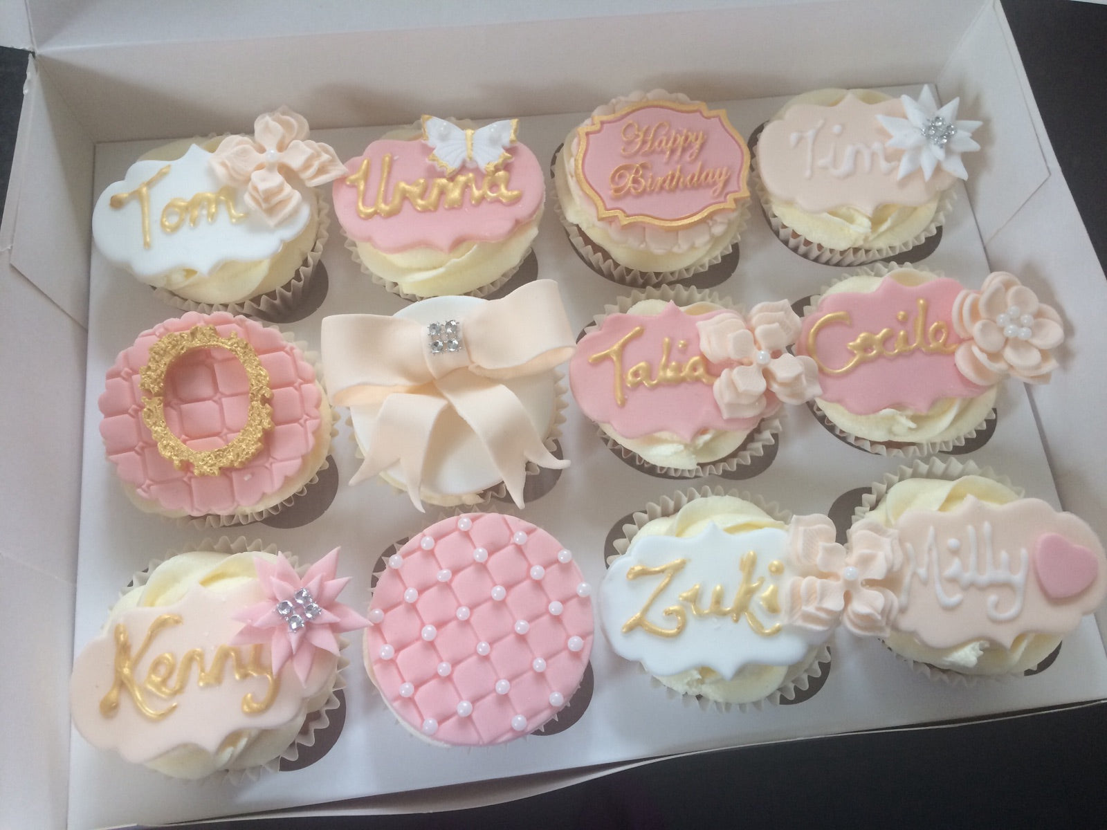 Decorated cupcake box by Dimple Boy Cupcakes