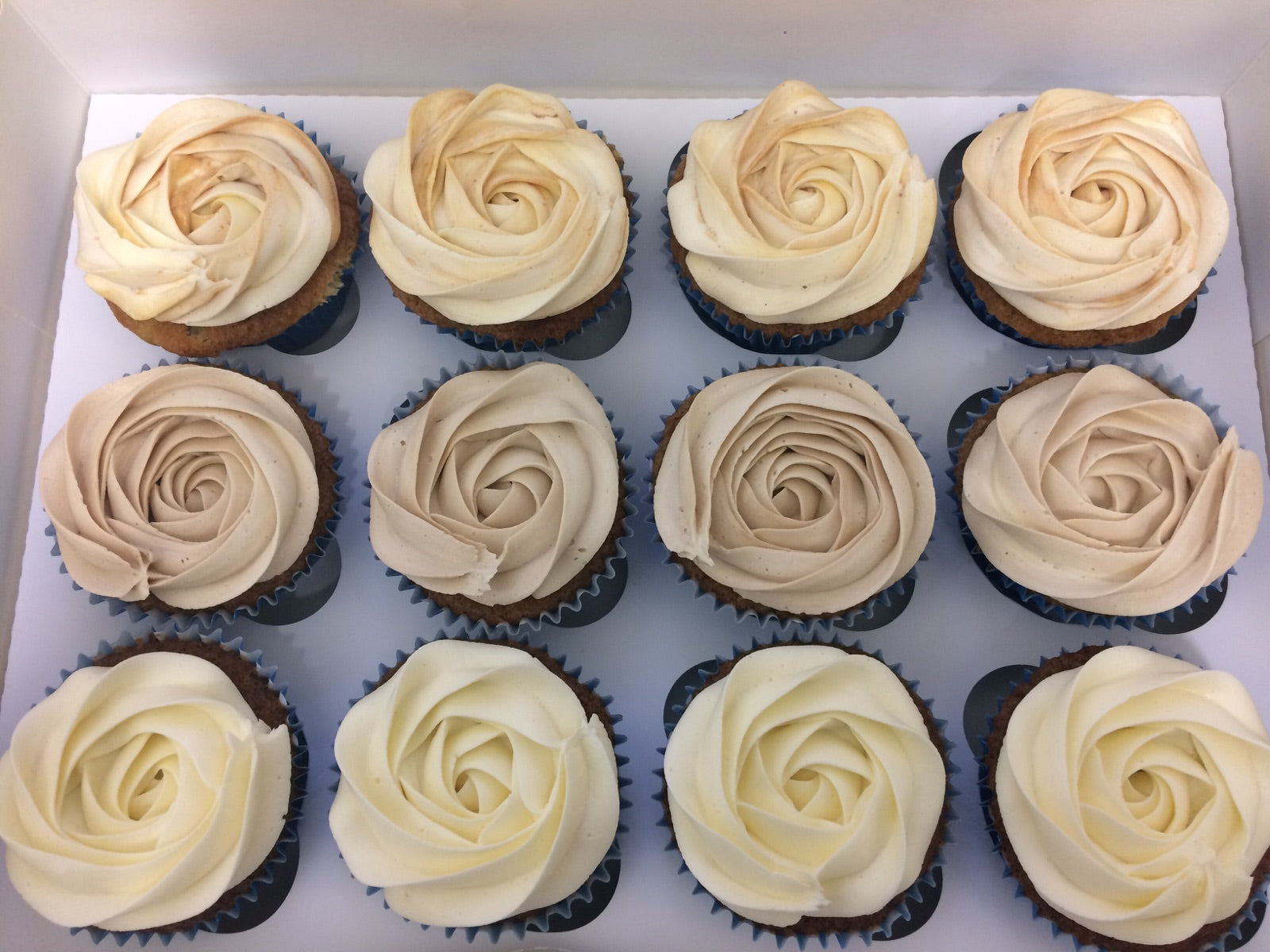 Bespoke cake and cupcake portfolio example