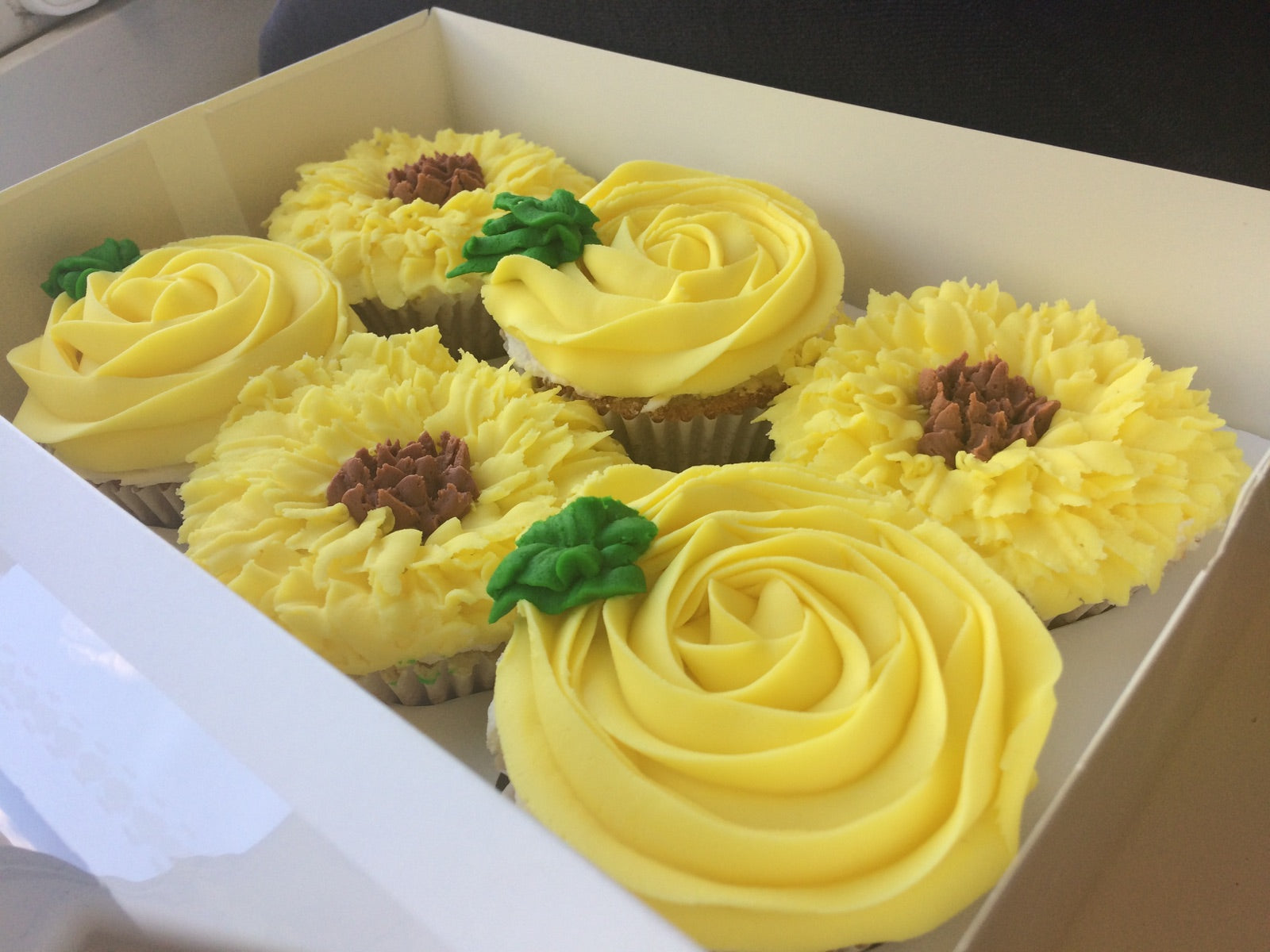 Handmade London cake design by Dimple Boy Cupcakes
