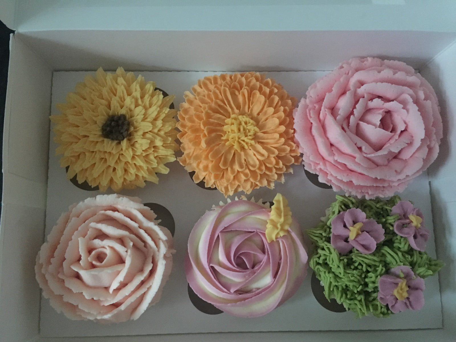 Decorated cupcake box by Dimple Boy Cupcakes