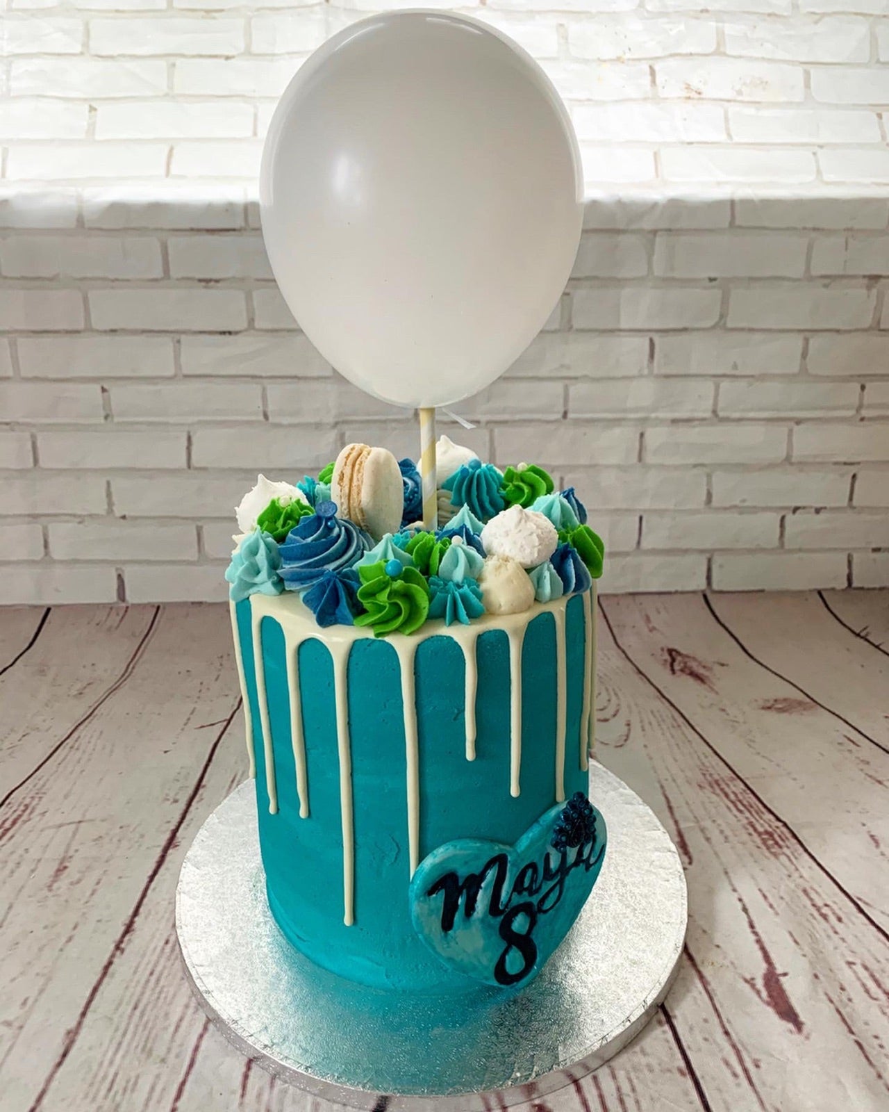 Birthday cake design from the Dimple Boy Cupcakes gallery