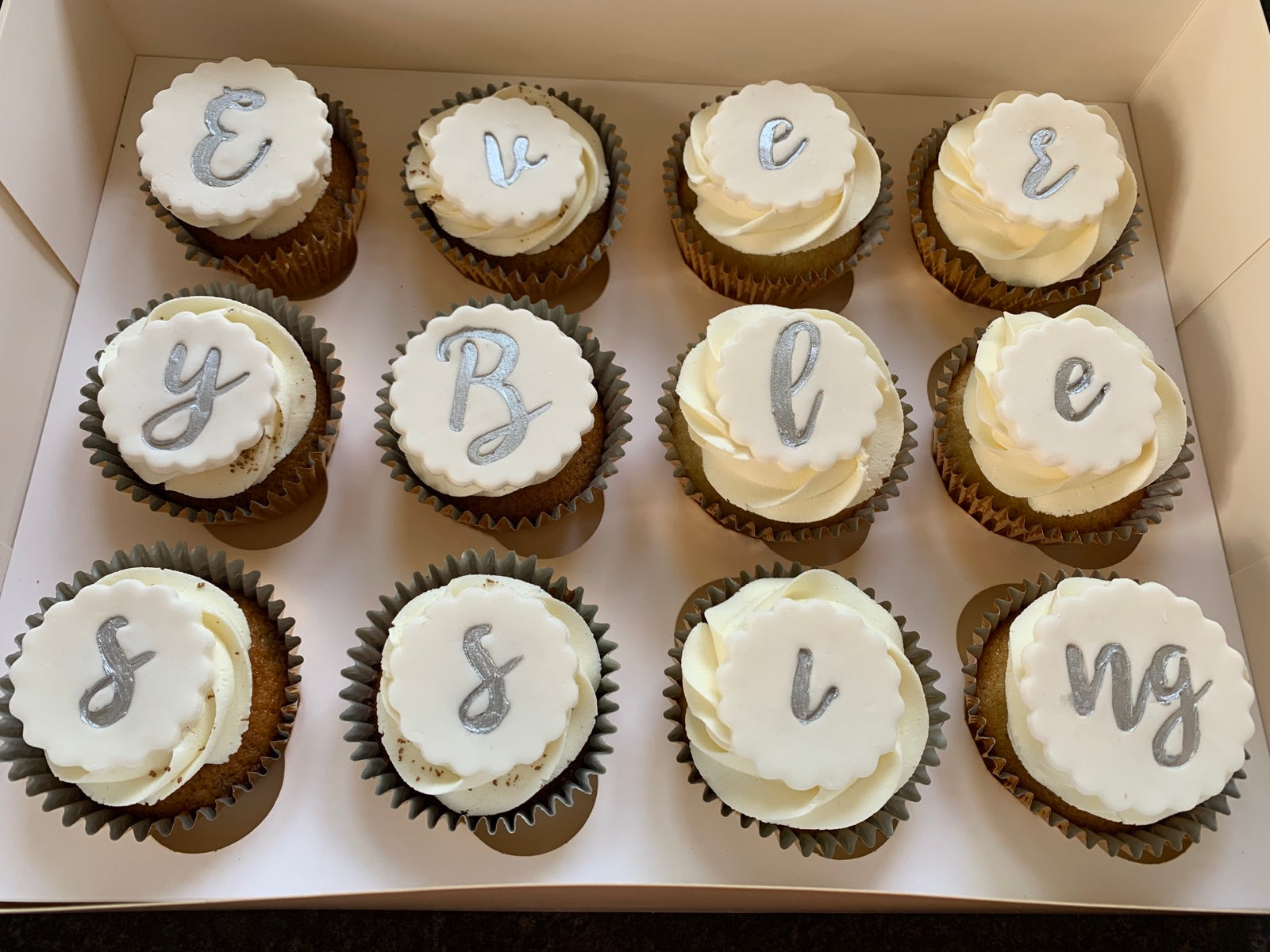 Bespoke cake and cupcake portfolio example