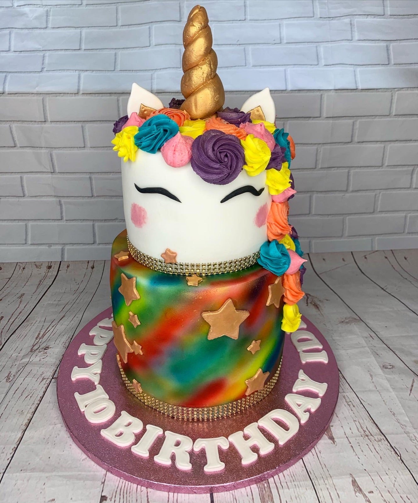 Handmade London cake design by Dimple Boy Cupcakes