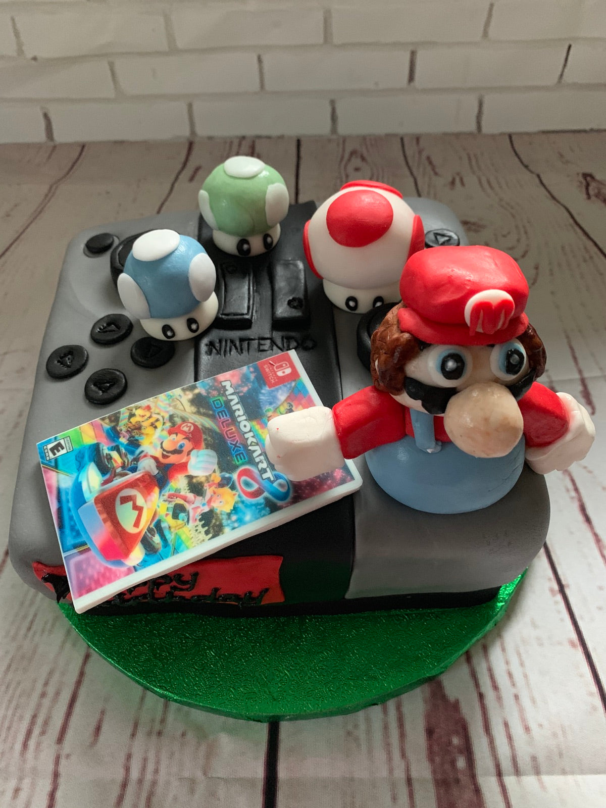 Decorated cupcake box by Dimple Boy Cupcakes