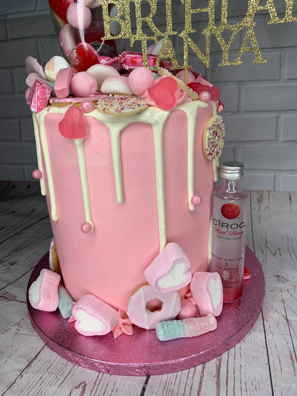 Wedding and event cake inspiration by Dimple Boy Cupcakes
