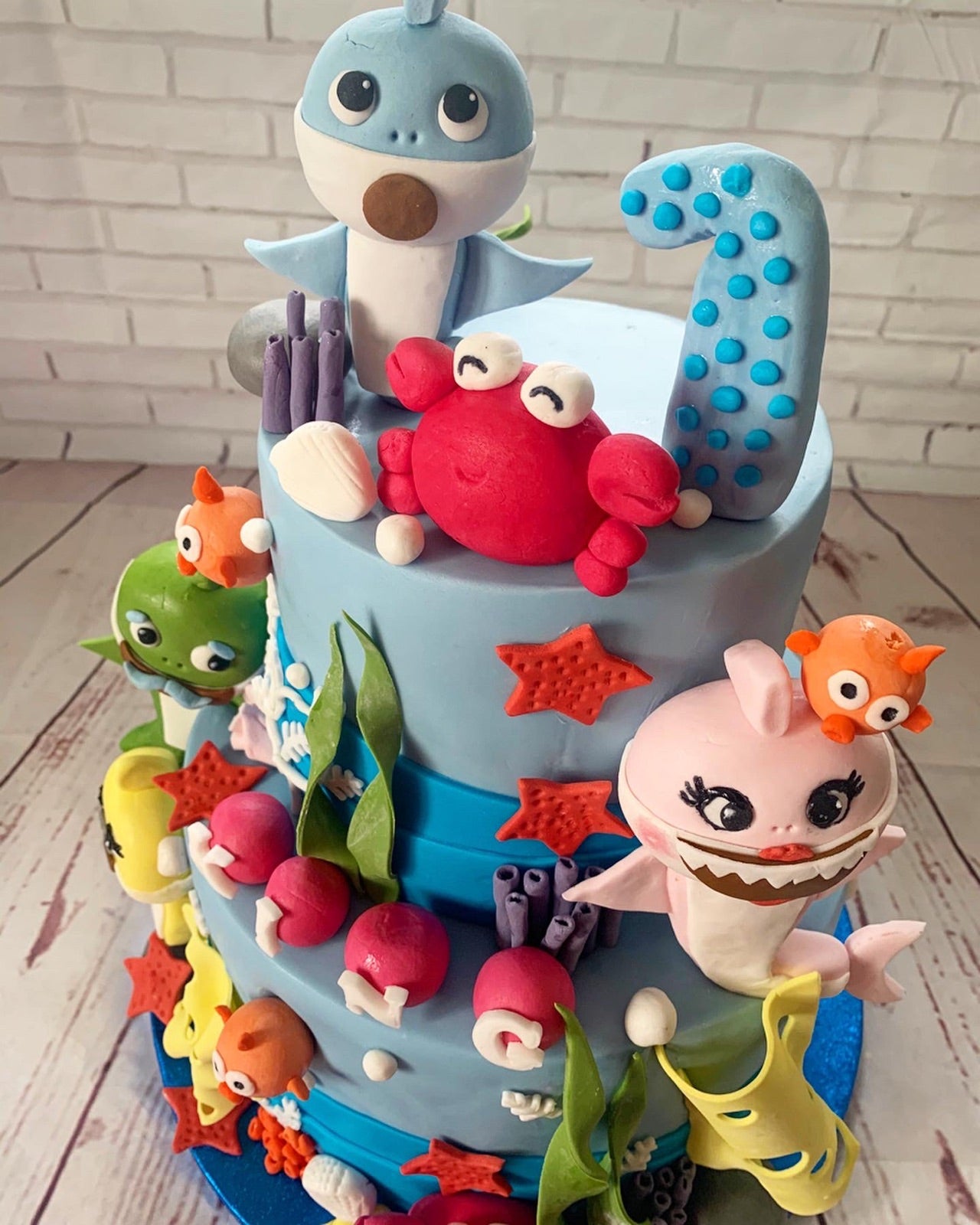 Handmade London cake design by Dimple Boy Cupcakes