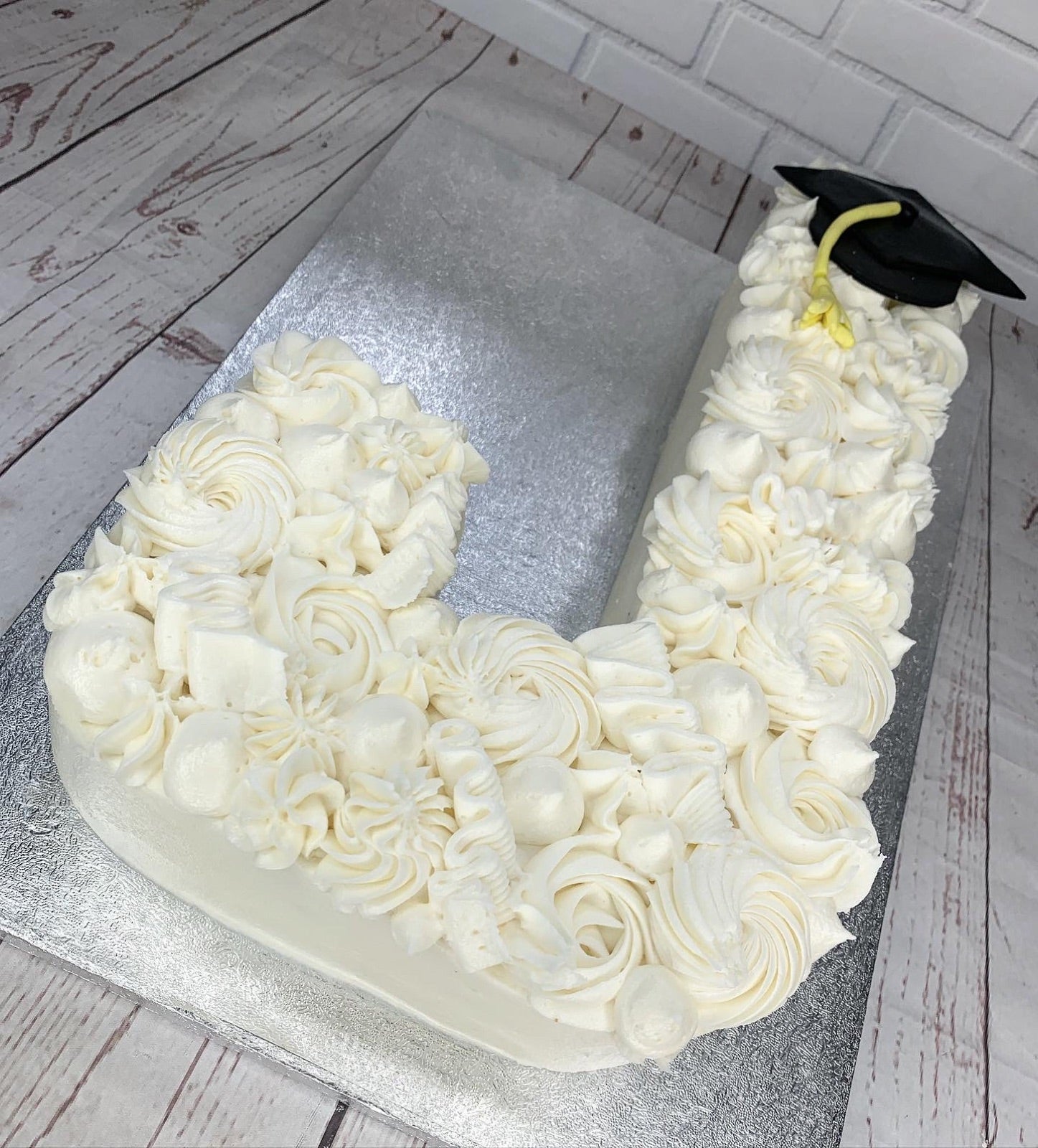 Birthday cake design from the Dimple Boy Cupcakes gallery