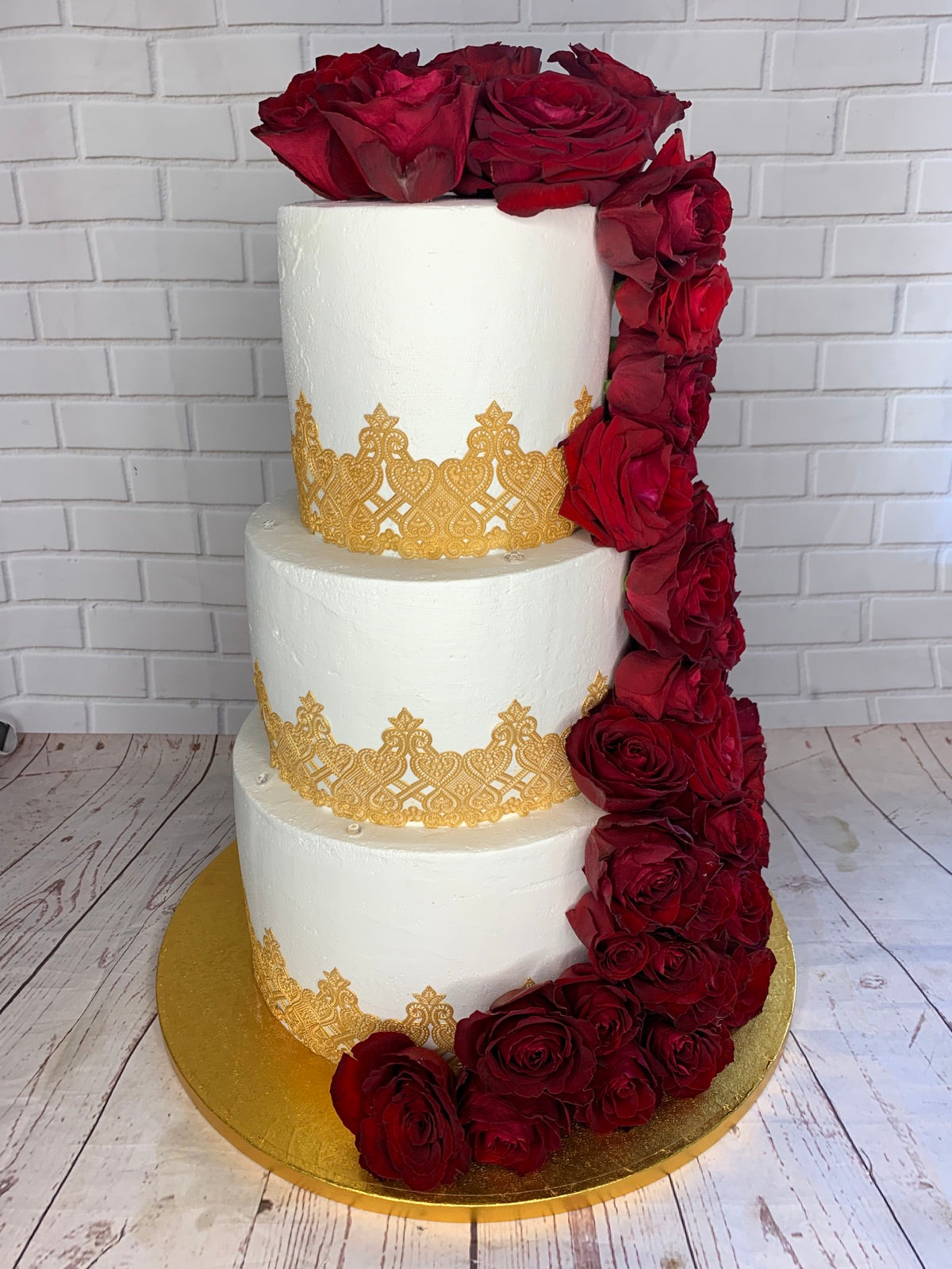 Handmade London cake design by Dimple Boy Cupcakes