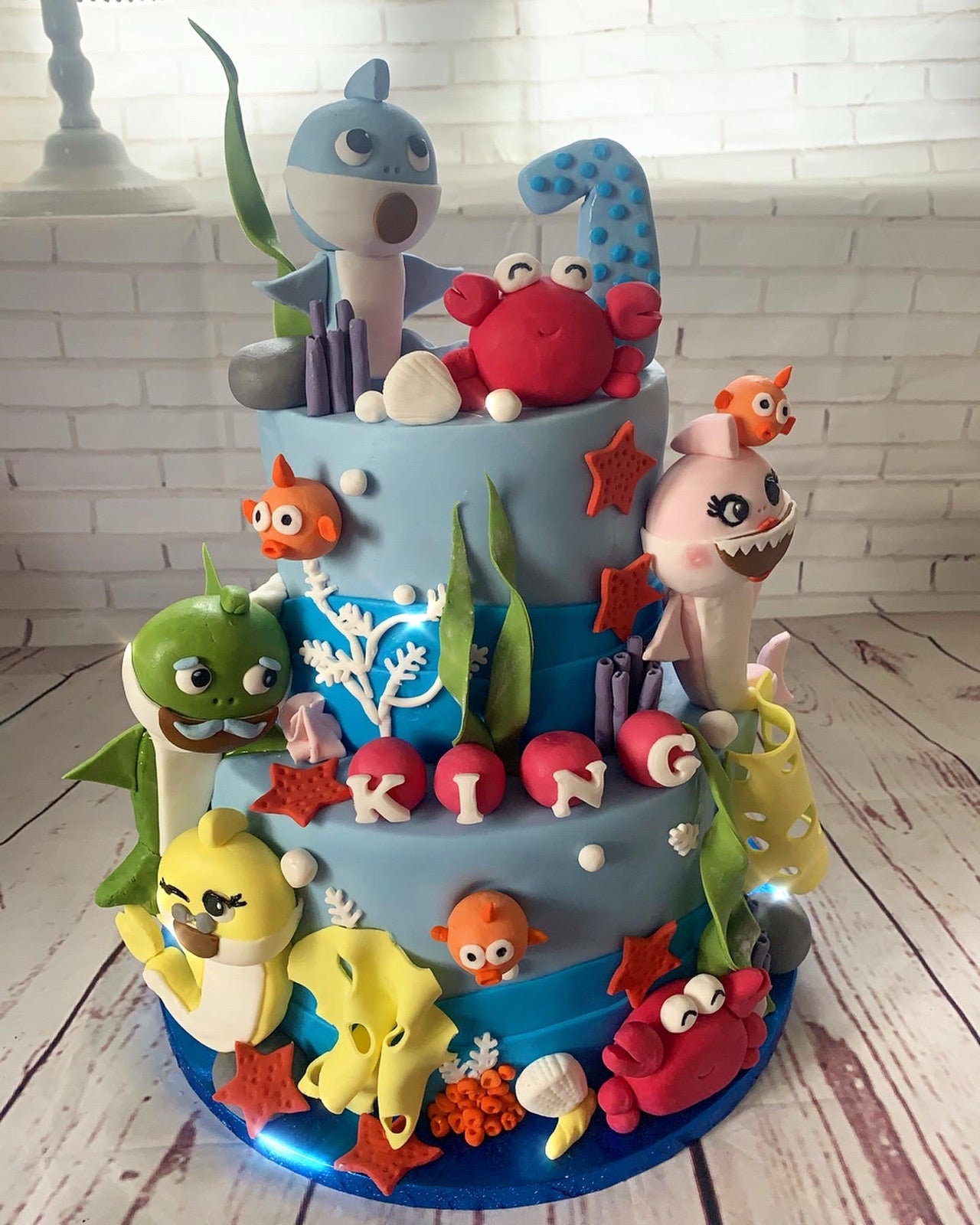 Wedding and event cake inspiration by Dimple Boy Cupcakes