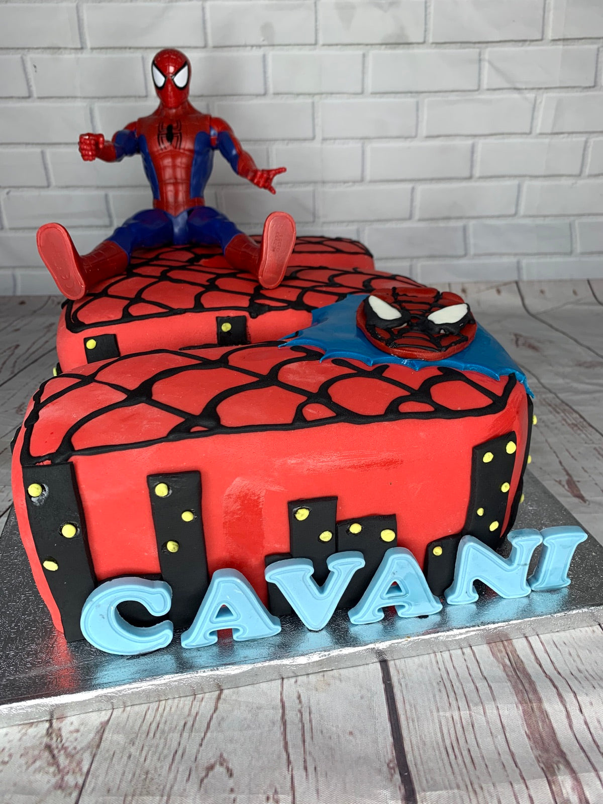 Handmade London cake design by Dimple Boy Cupcakes