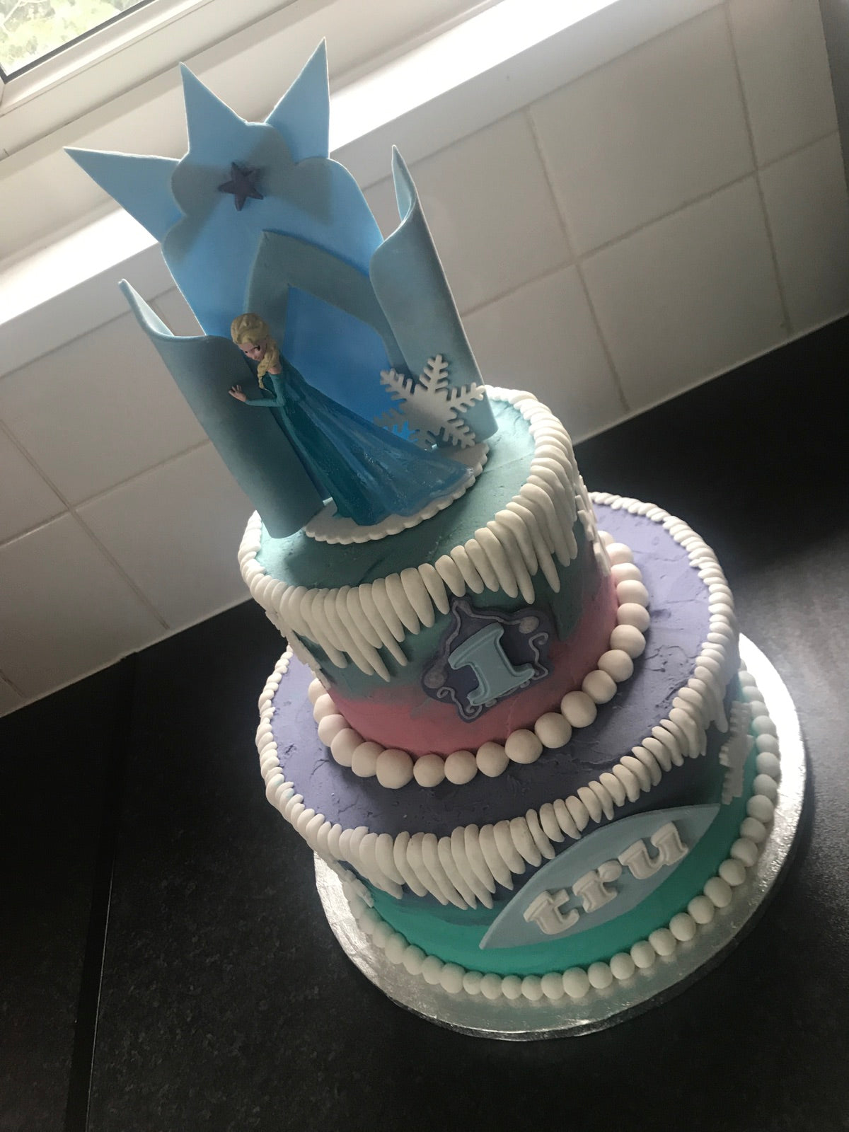 Bespoke cake and cupcake portfolio example