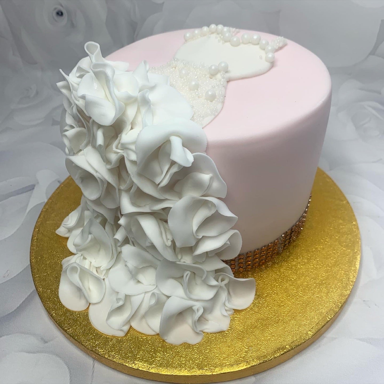 Handmade London cake design by Dimple Boy Cupcakes