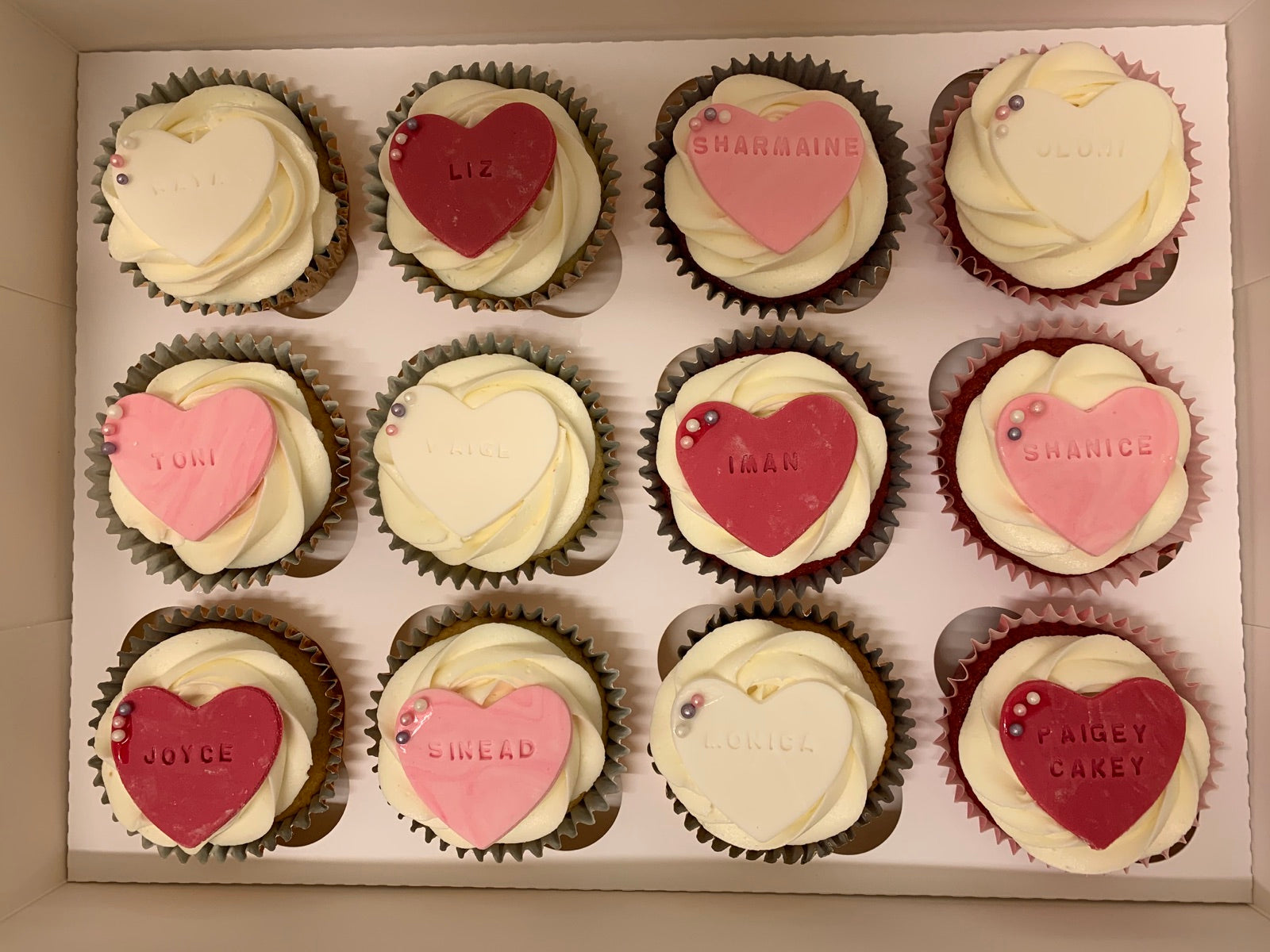 Bespoke cake and cupcake portfolio example