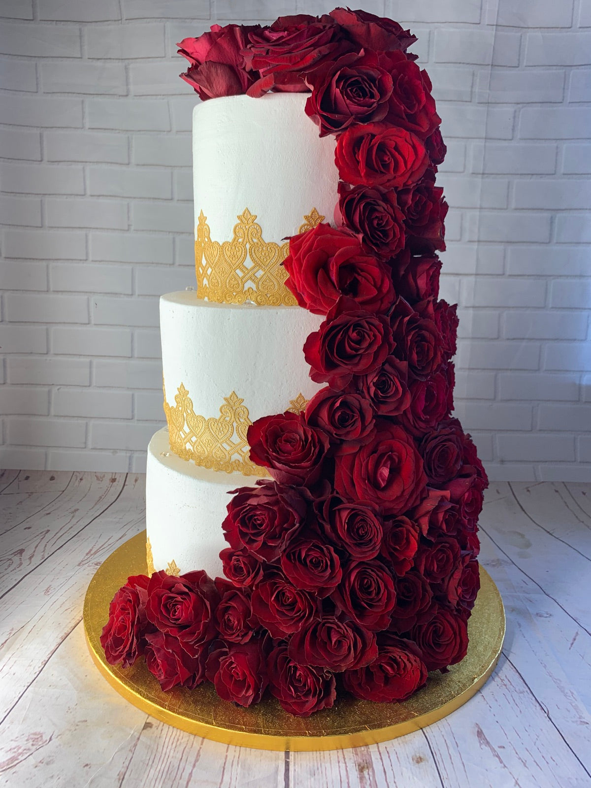 Bespoke cake and cupcake portfolio example