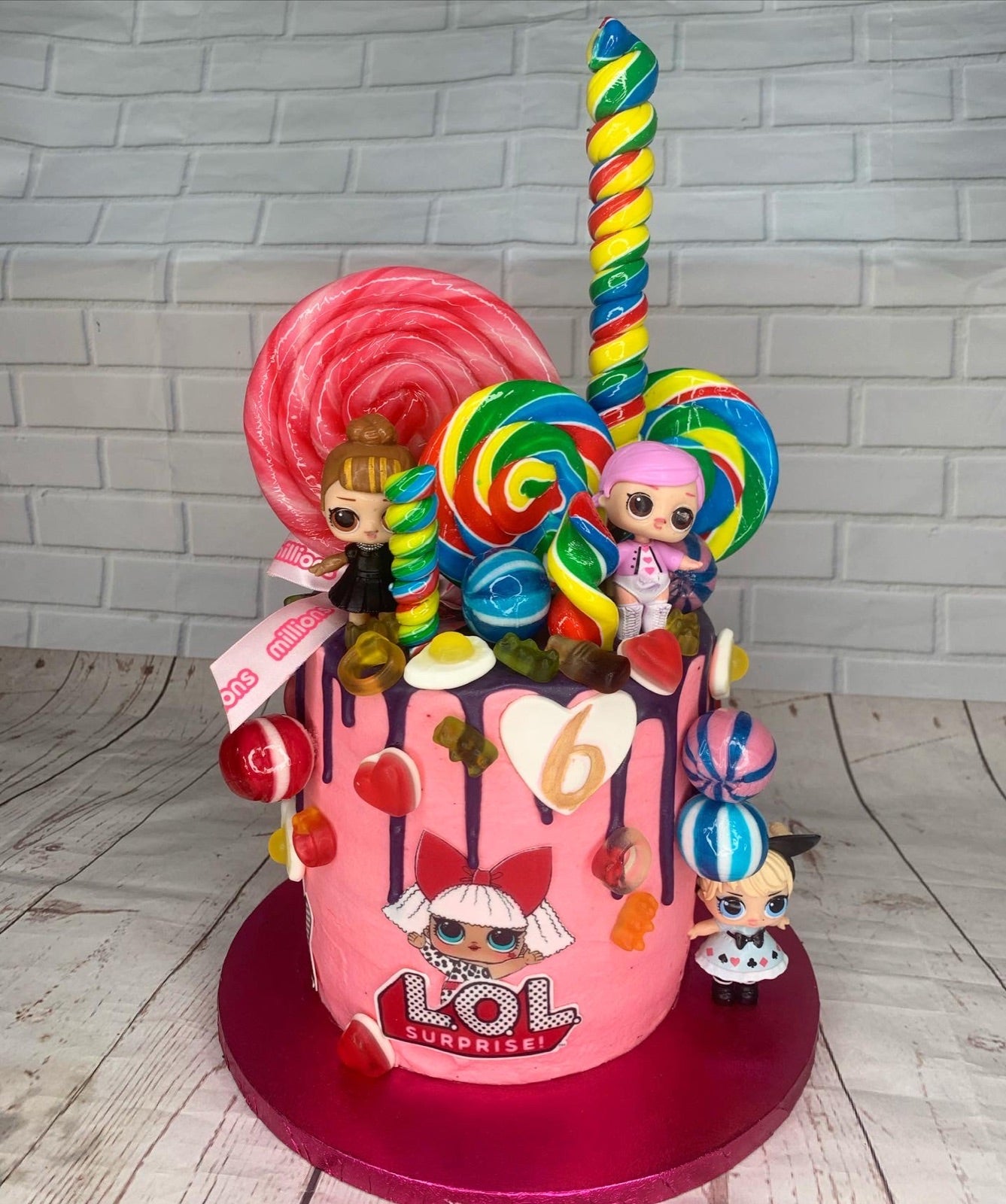 Birthday cake design from the Dimple Boy Cupcakes gallery
