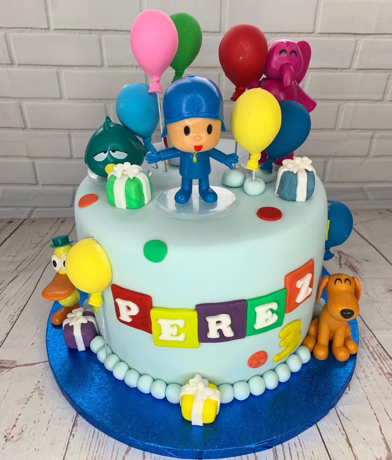 Birthday cake design from the Dimple Boy Cupcakes gallery