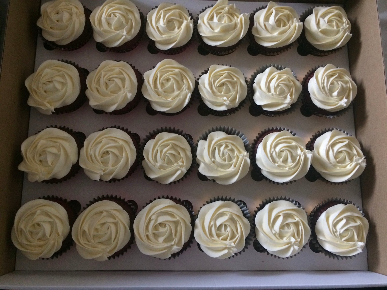 Handmade London cake design by Dimple Boy Cupcakes