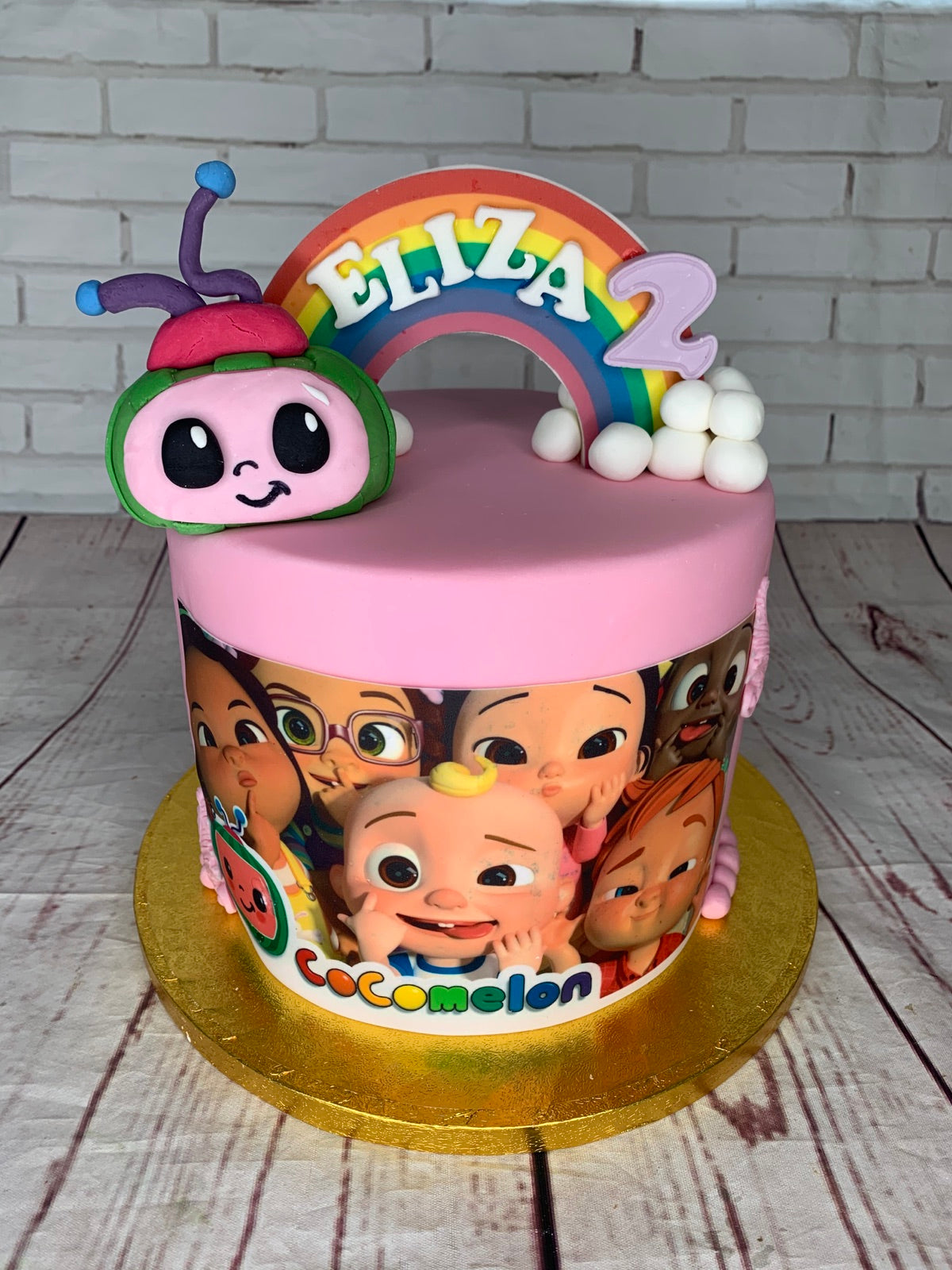 Bespoke cake and cupcake portfolio example